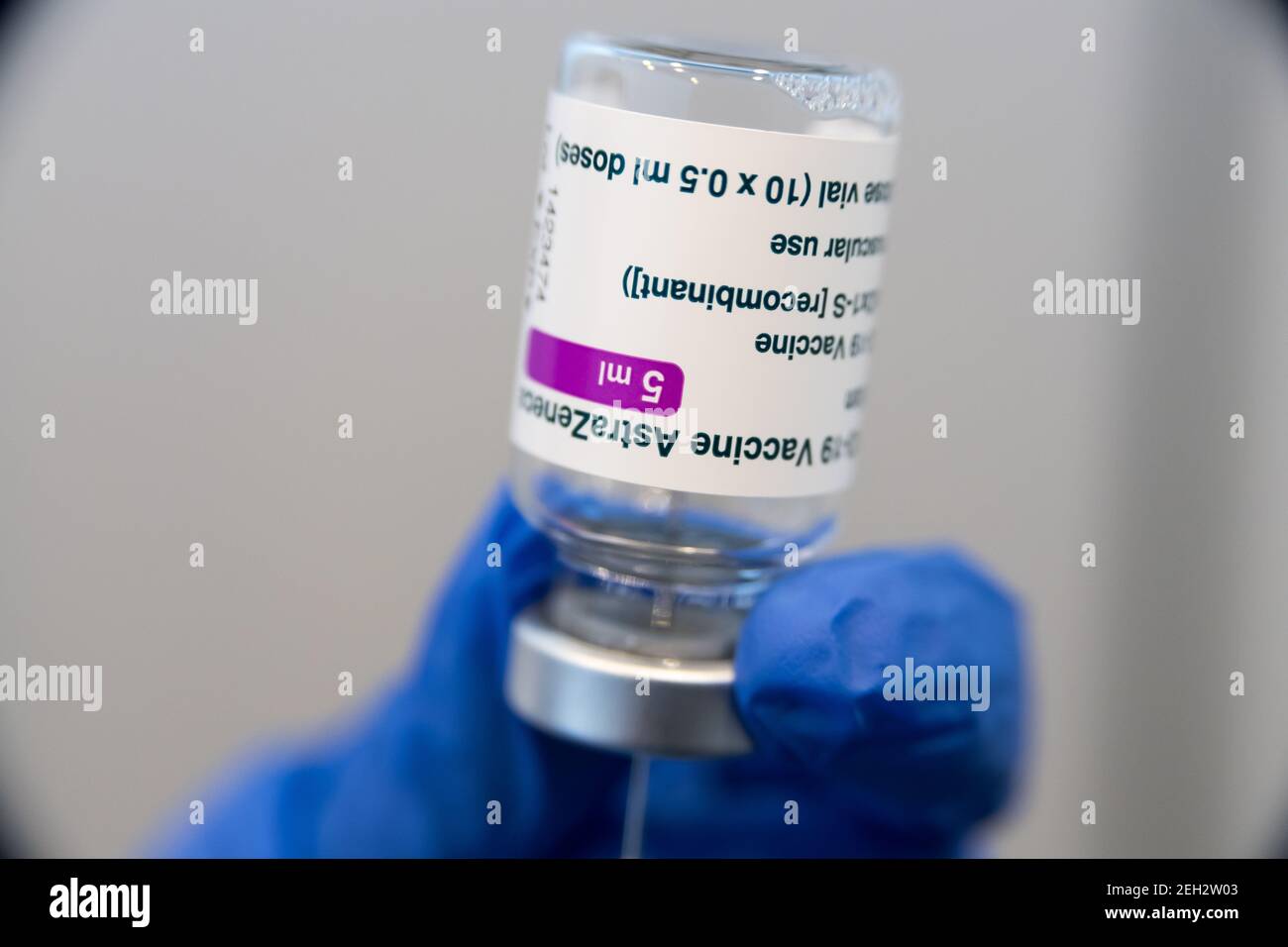 COVID-19 Oxford-AstraZeneca-Impfstoff in Polen, Februar 12h 2021 © Wojciech Strozyk / Alamy Stock Photo Stockfoto