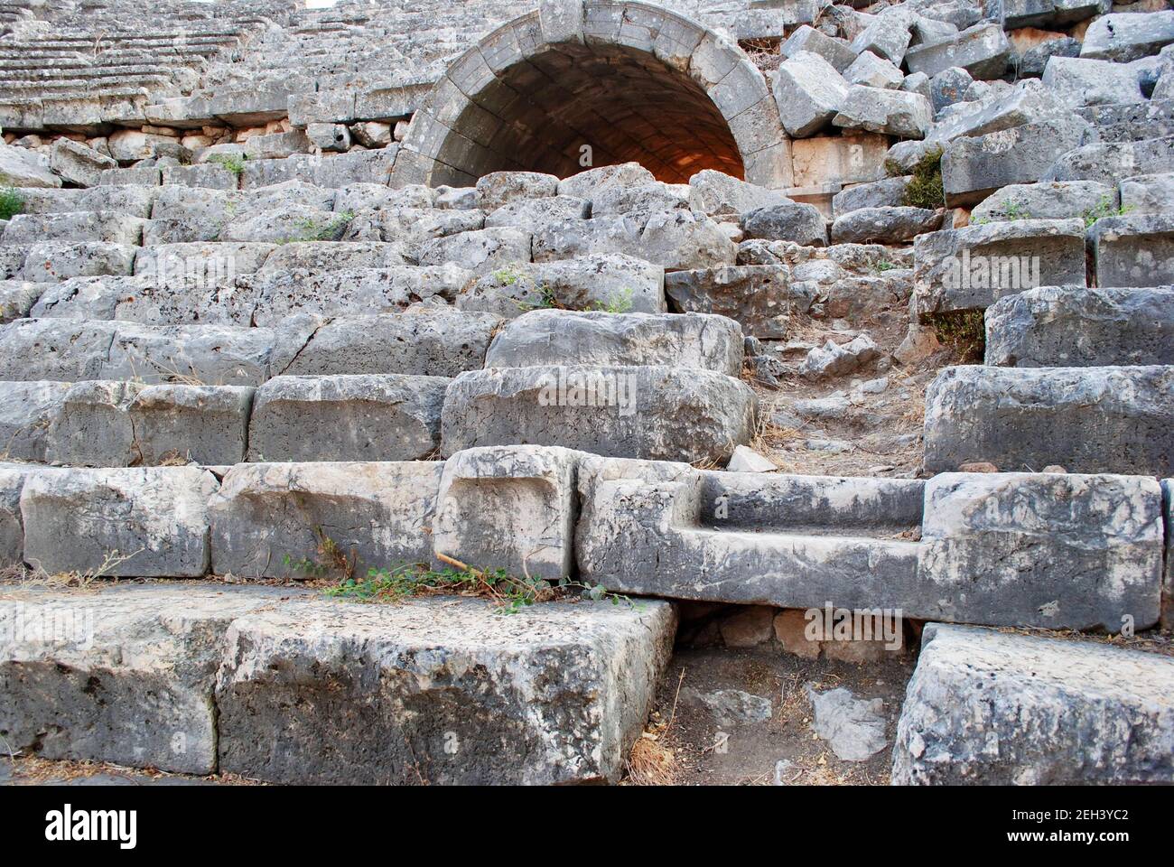 Nahaufnahme des antiken Theaters von Xanthos. Ein hellenistisches Theater aus dem Jahr 540 v. Chr. mit schöner Patina. Xanthos Ruinen, Westküste von Stockfoto