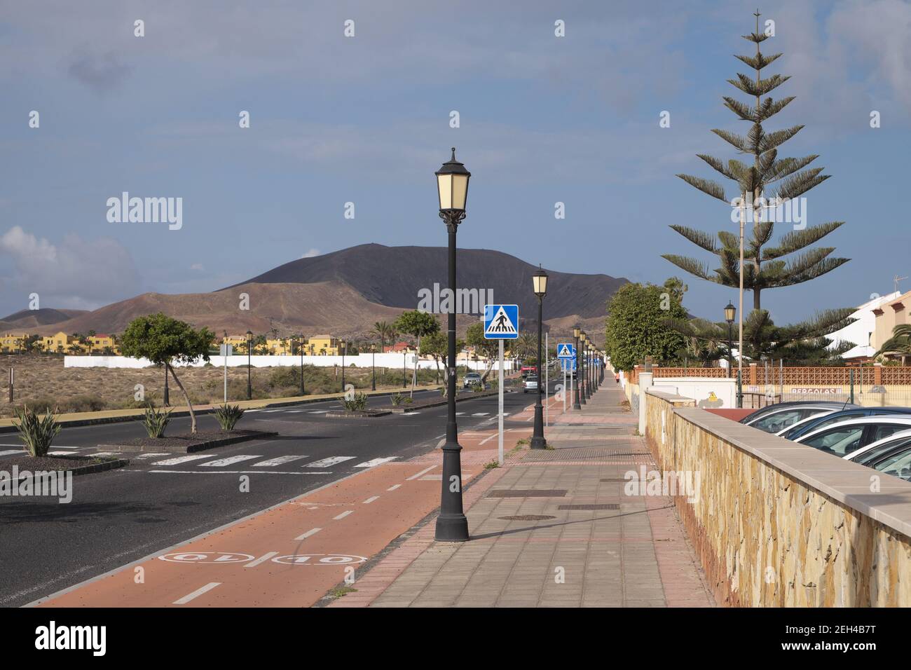 Blick auf die Straße, Playa del Corralejo, Correlejo, Fuerteventura, Kanarische Inseln, Spanien Stockfoto