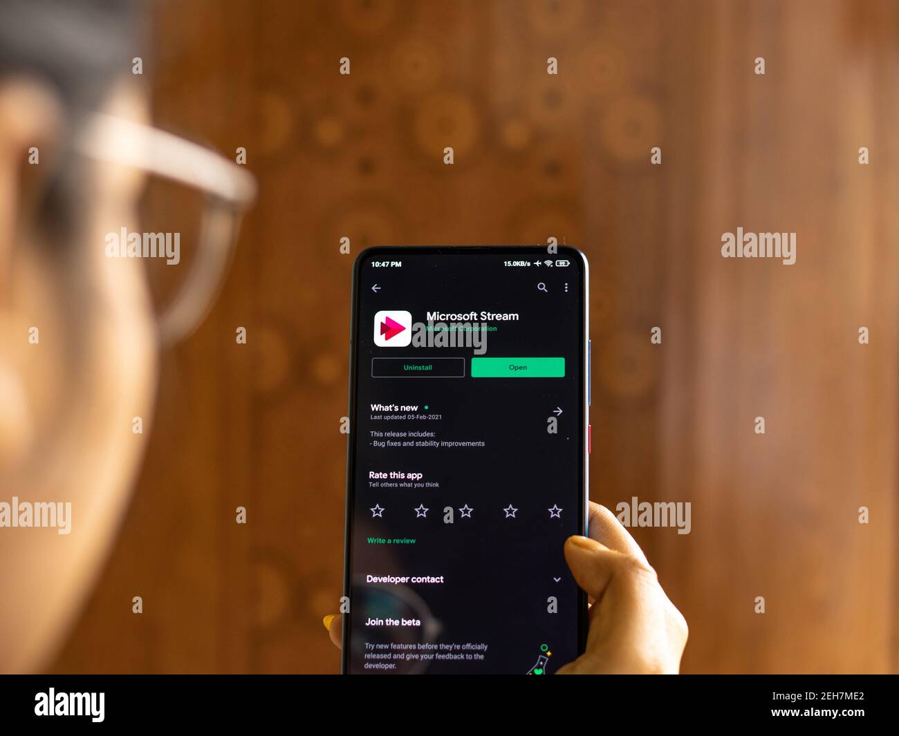 Assam, indien - Februar 19, 2021 : Microsoft Stream-Logo auf Handy-Bildschirm Stock Bild. Stockfoto