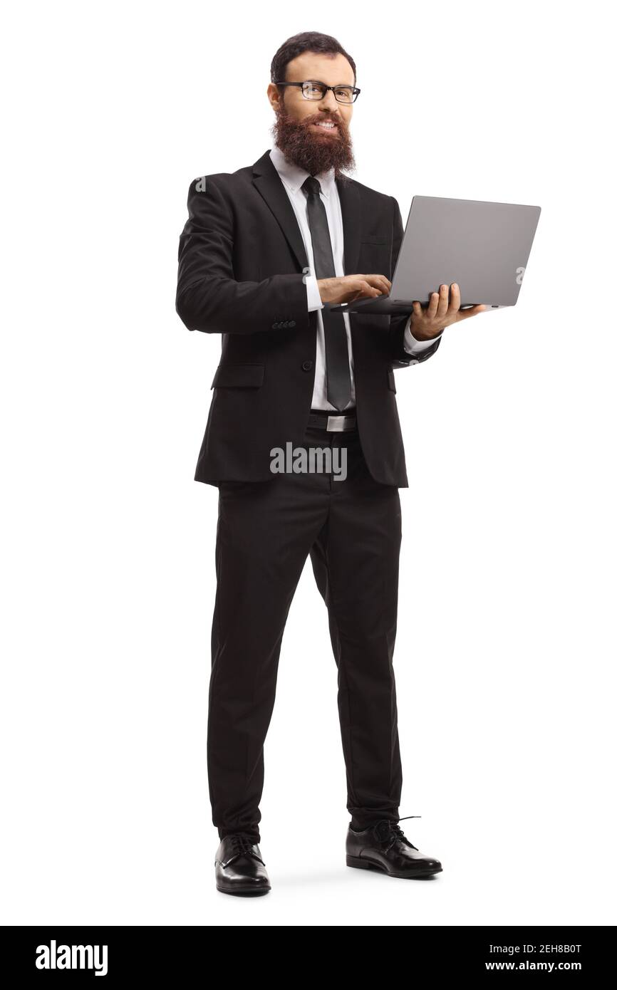 In voller Länge Porträt eines bärtigen Geschäftsmann stehend und mit Ein Laptop auf weißem Hintergrund isoliert Stockfoto