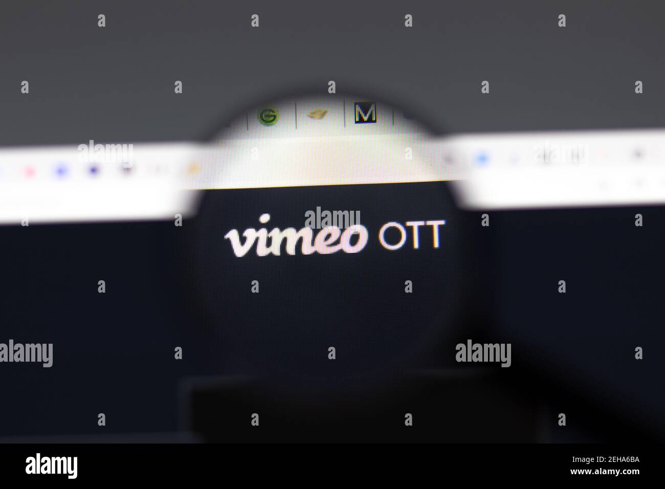 New York, USA - 15. Februar 2021: Vimeo OTT Website im Browser mit Firmenlogo, illustrative Editorial Stockfoto