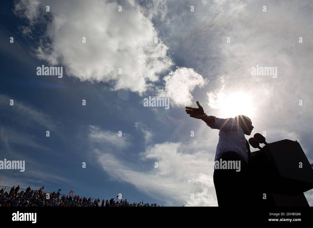 23. Oktober 2012 die Nachmittagssonne strahlt auf den Präsidenten während einer Wahlkampfveranstaltung in Delray, Florida Stockfoto