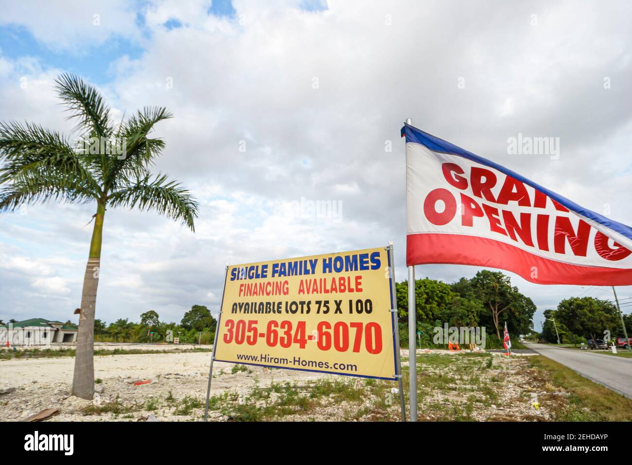 Miami Florida, Redlands unterzeichnen Einfamilienhäuser, Finanzierung von Immobilien Grand Eröffnung Häuser zum Verkauf, Stockfoto