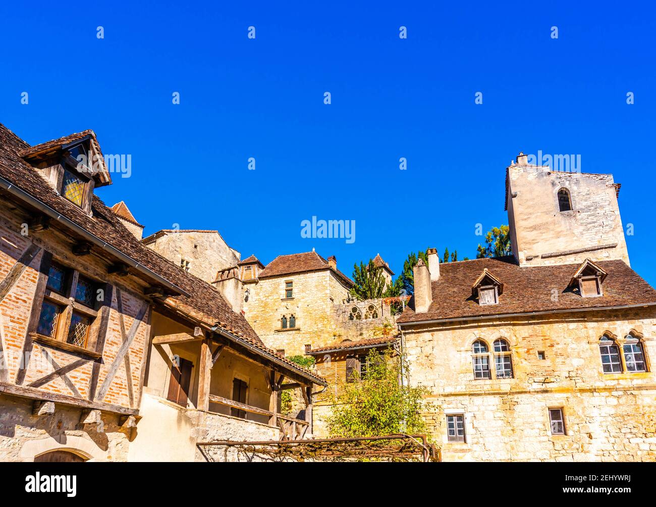 Saint Cirq Lapopie in Okzitanien, eines der schönsten Dörfer Frankreichs Stockfoto