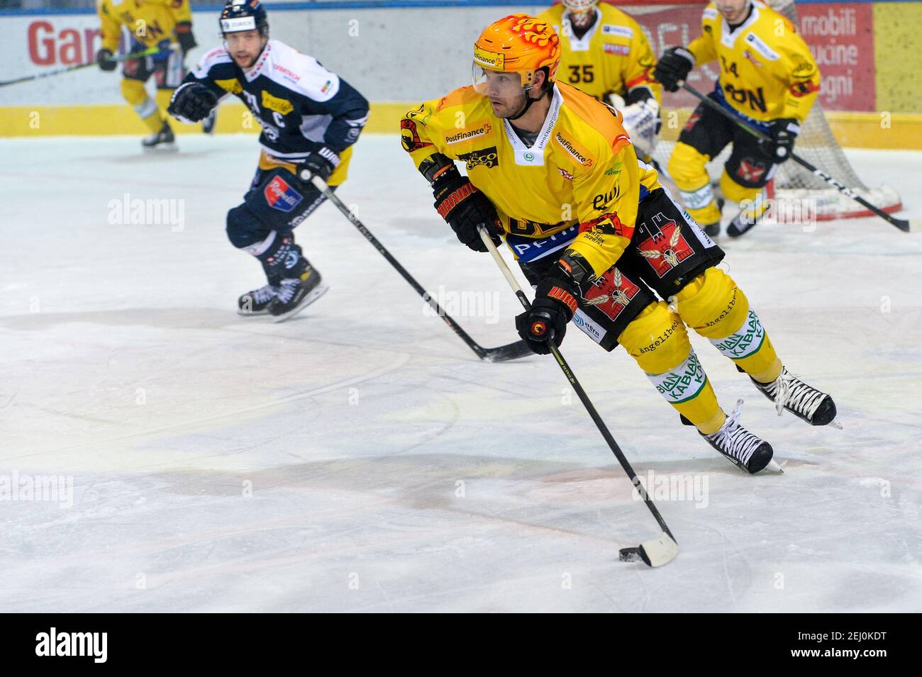 20,02.2021, Ambri, Stadio Valascia, Nationalliga: HC Ambri-Piotta - SC Bern, Topscorer Dustin Jeffrey (Bern) (Schweiz/Deutschland/Österreich/Kroatien OUT) Stockfoto