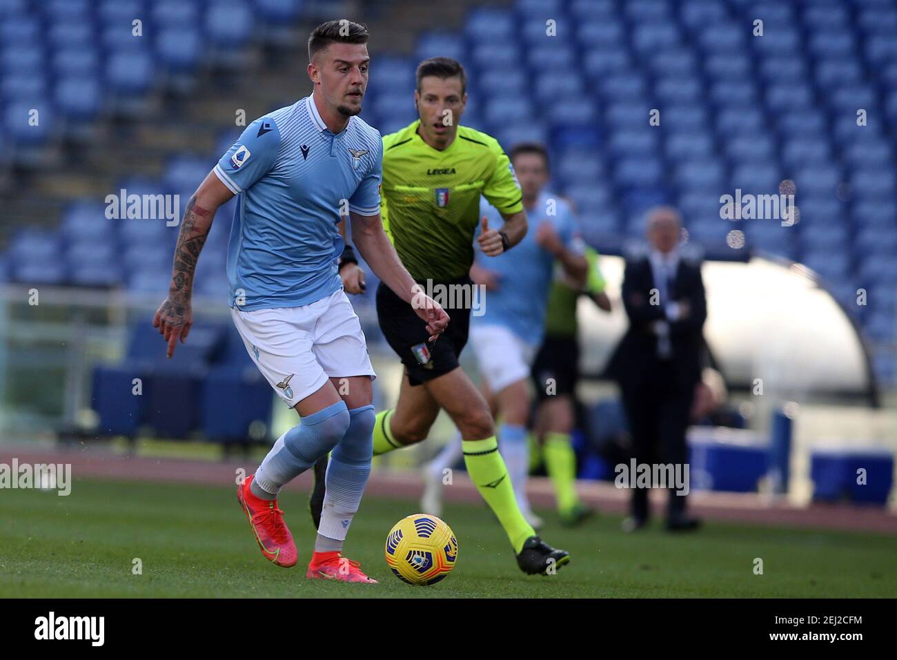 Rom, Italien. Februar 2021, 20th. ROM, Italien - 20,02.2021: Milinkovic-Savic (LAZIO) in Aktion während der italienischen Serie A Liga 2021 Fußballspiel zwischen SS LAZIO VS SAMPDORIA, im Olympiastadion in Rom Kredit: Unabhängige Fotoagentur/Alamy Live News Stockfoto