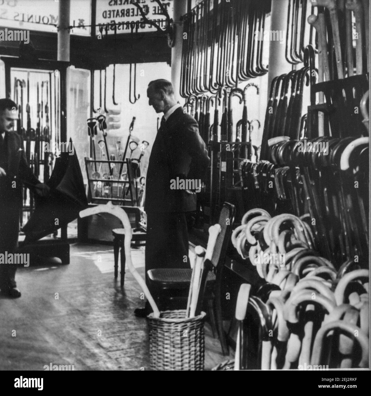 Der Laden in 53 New Oxford Street um 1950, James Smith & Sons, England, Großbritannien Stockfoto