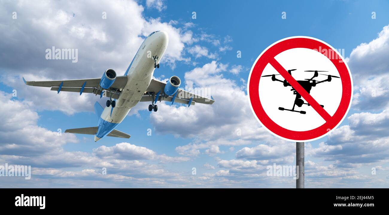 Drohne verboten Zeichen auf einem Hintergrund der Landung Flugzeug Stockfoto