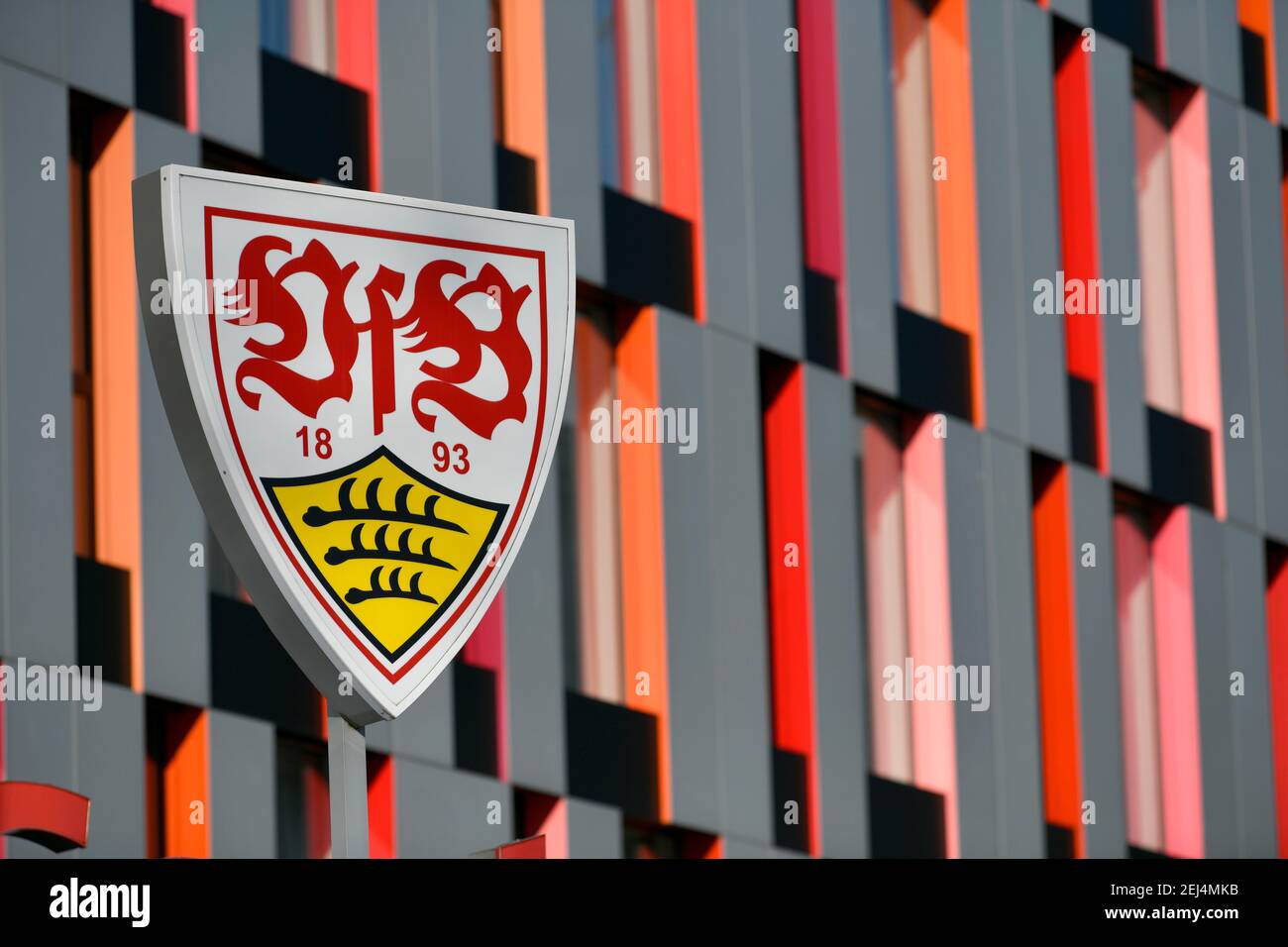 Logo des VfB Stuttgart, Carl-Benz Center, Fanshop, Mercedes-Benz Arena, Stuttgart, Baden-Württemberg, Deutschland Stockfoto Logo des VfB Stuttgart, Carl-Benz Center, Fanshop, Mercedes-Benz Arena, Stuttgart, Baden-Württemberg, Deutschland Stockfoto