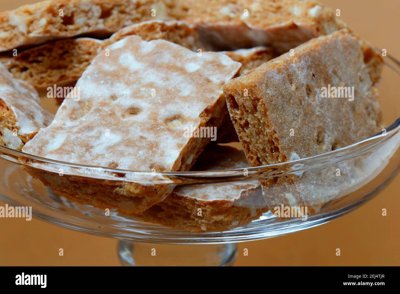 Schweizer lebkuchen -Fotos und -Bildmaterial in hoher Auflösung – Alamy
