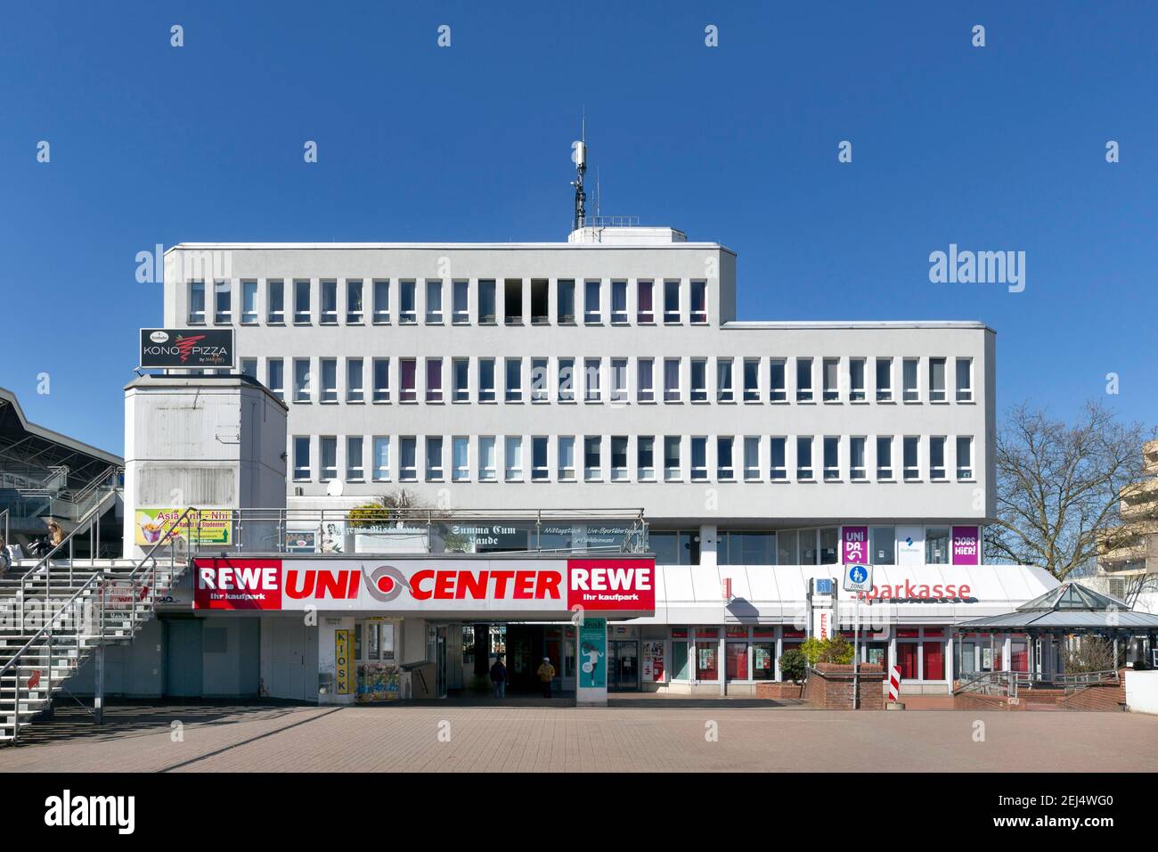 Uni-Center, Wohnanlage und Dienstleistungszentrum der Ruhr-Universität, Bochum, Ruhrgebiet, Nordrhein-Westfalen, Deutschland Stockfoto