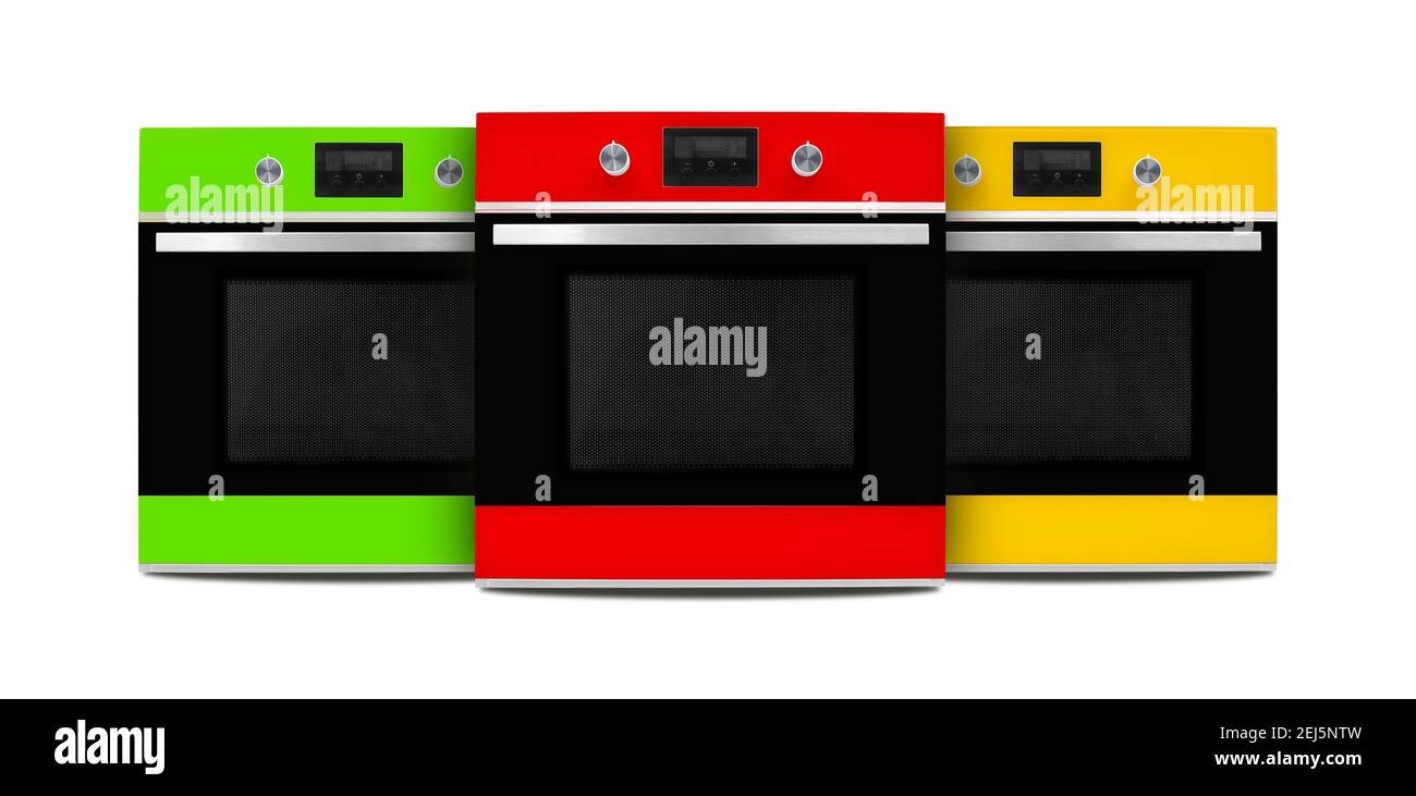 Haushaltsgeräte - Rote, grüne und gelbe elektrische Öfen isoliert auf weißem Hintergrund. Stockfoto