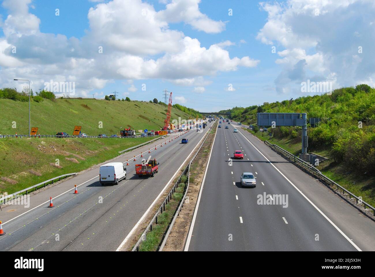Baustellen auf M27 Autobahn, Hampshire, England, Vereinigtes Königreich Stockfoto