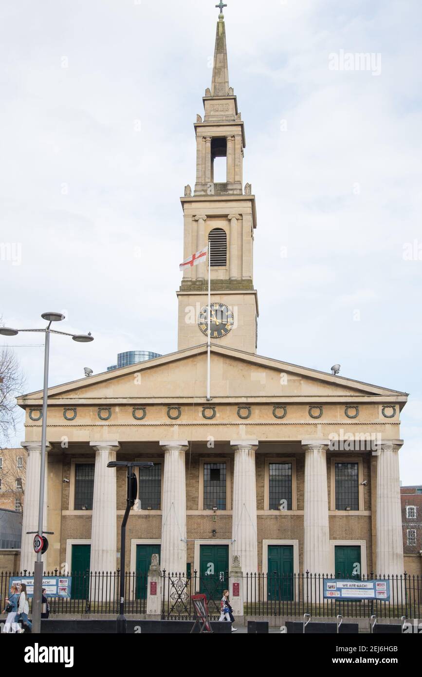 Kirche St. John mit Allerheiligen Waterloo von Francis Bedford Stockfoto