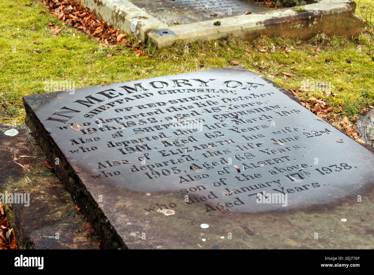 Viktorianischer Grabstein in der Immanuel Church, Oswaldtwistle, Lancashire. Stockfoto