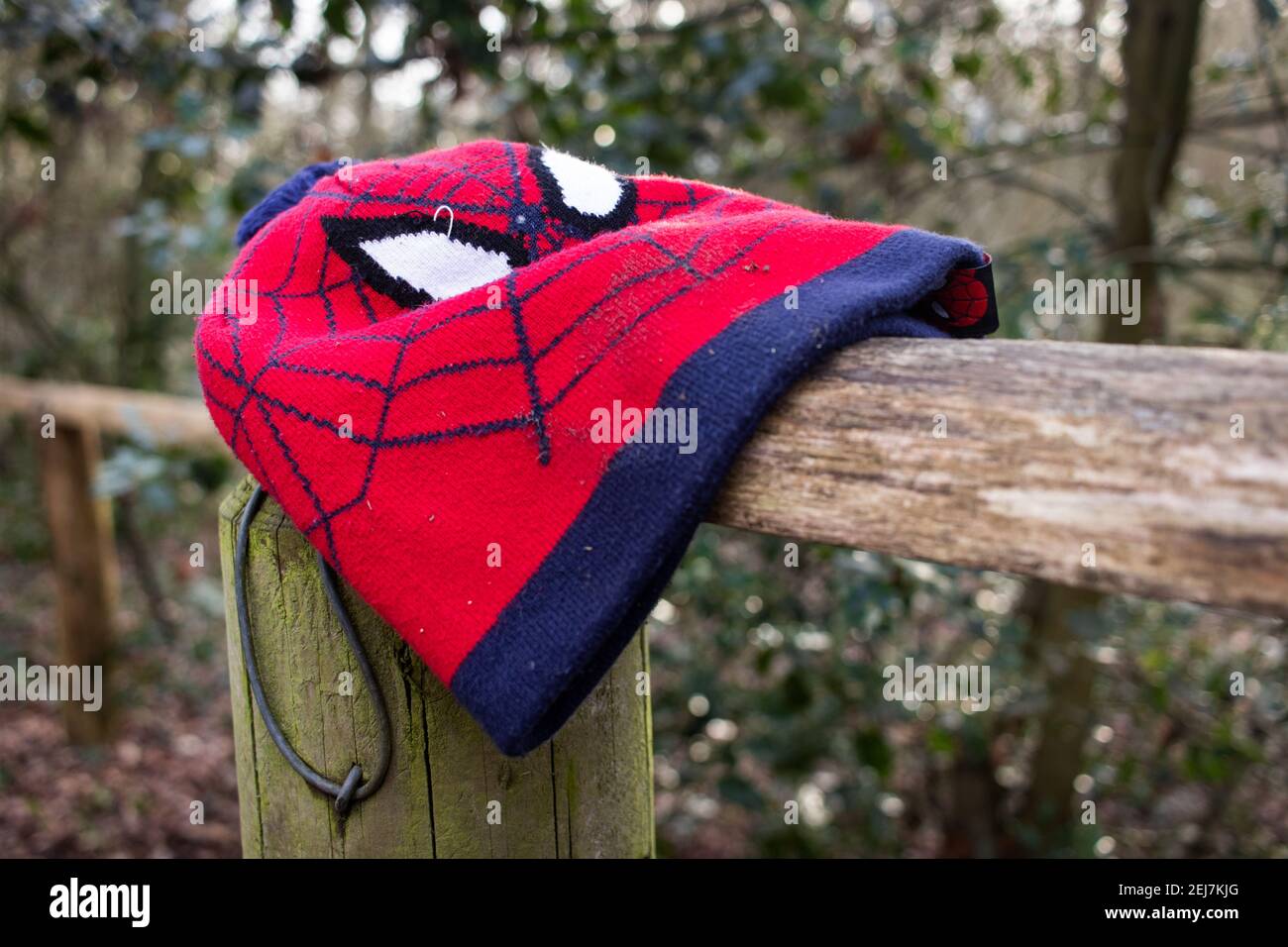 Verlorenes Eigentum Spider-man Hut Stockfoto