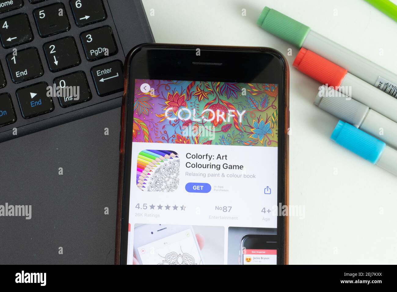 New York, USA - 17. Februar 2021: Colourfy Art Coloring Game mobile App-Symbol auf dem Telefonbildschirm, illustrative Editorial Stockfoto