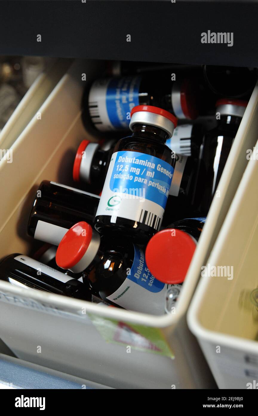 Medizinische Intensivstation covid-19 Stockfoto