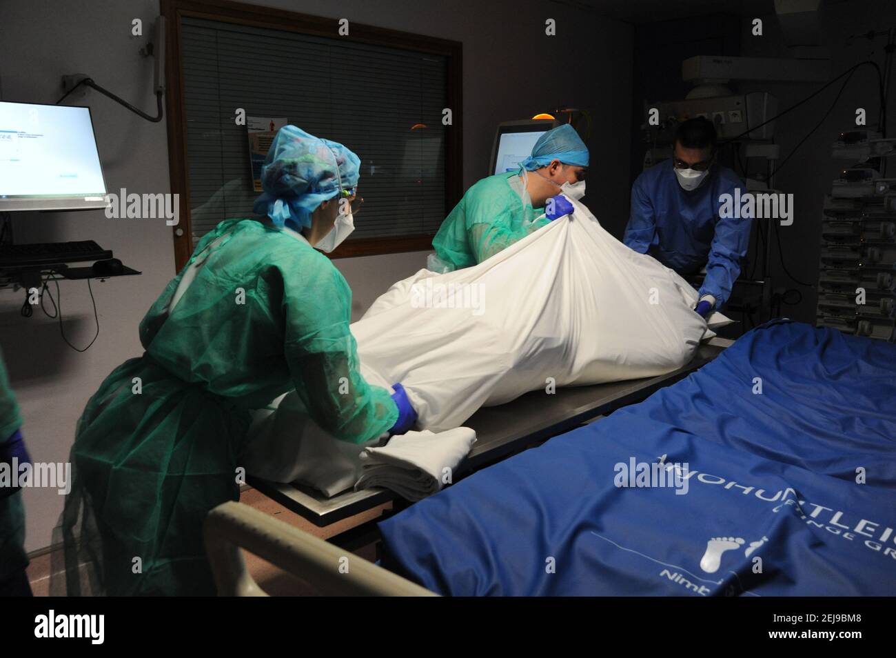 Covid-19 Todesfälle im Krankenhaus Stockfotografie - Alamy