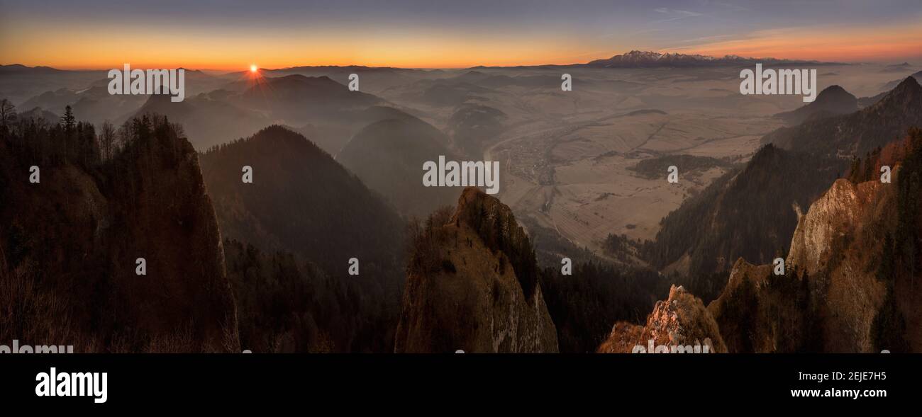 Tatra Berge von Pieniny Berge bei Sonnenaufgang, Polen Stockfoto