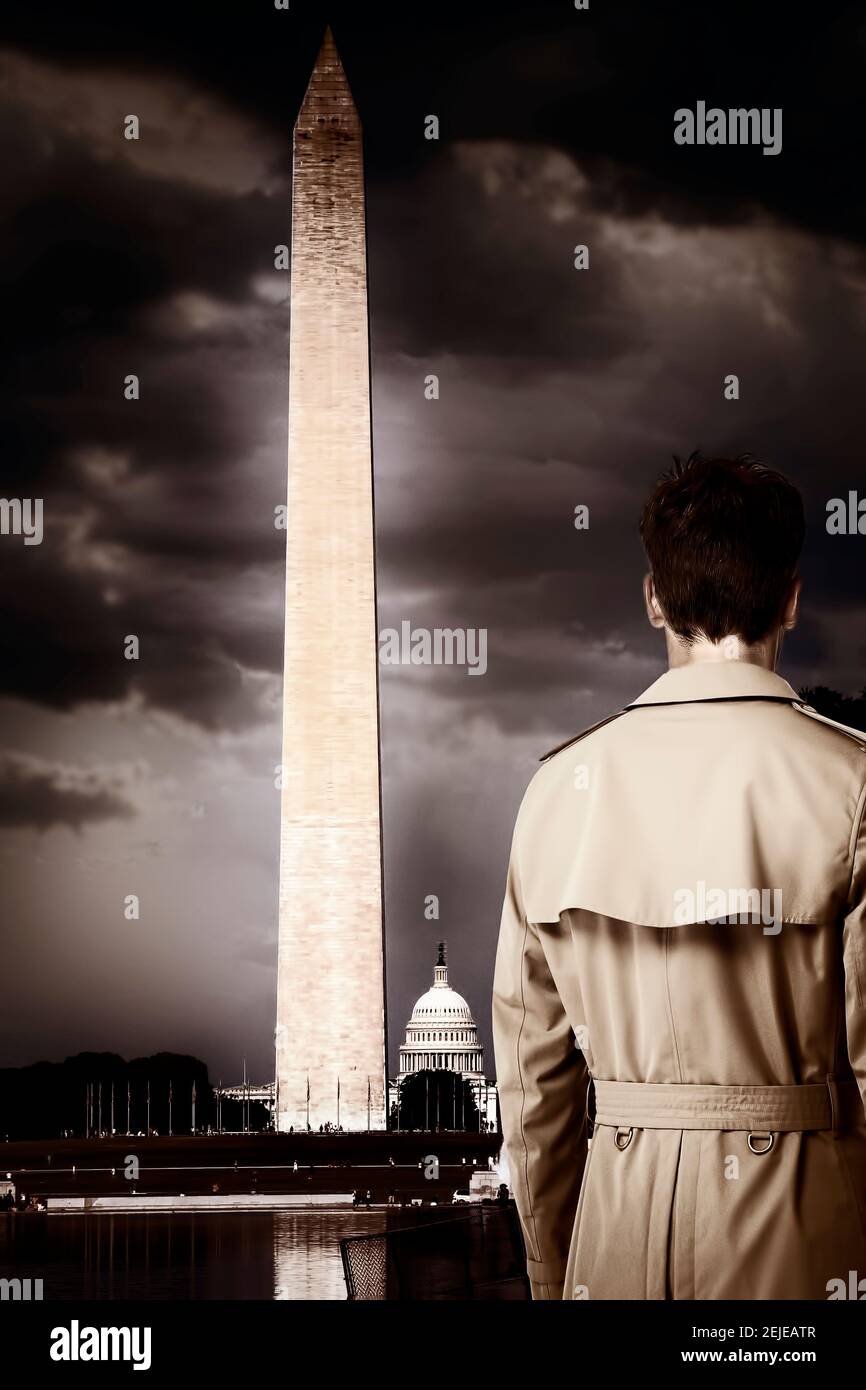 Konzept eines Geheimagenten gegenüber dem Kapitolgebäude Stockfoto