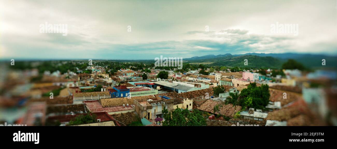 Erhöhte Ansicht des Stadtbildes gegen bewölkten Himmel, Trinidad, Sancti Spiritus, Kuba Stockfoto