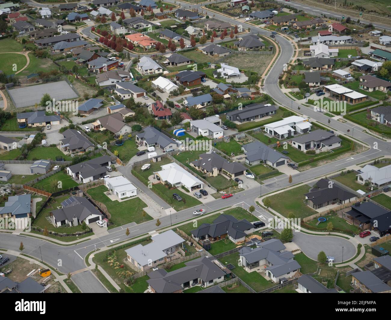 Luftaufnahme von Häusern in einer Stadt, Wanaka, Queenstown-Lakes District, Otago, South Island, Neuseeland Stockfoto