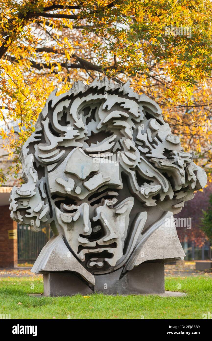 Beethoven-Skulptur von Klaus Kammerichs, Bonn, Nordrhein-Westfalen, Deutschland Stockfoto