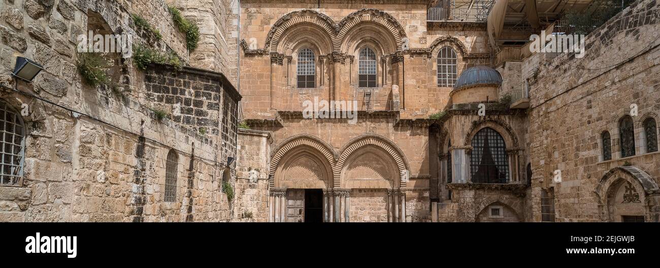 Innenhof einer Kirche, Kirche des Heiligen Grabes, Altstadt, Jerusalem, Israel Stockfoto