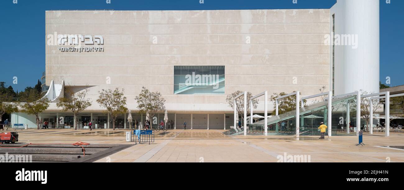 Blick auf das Habima Theater, den Habima Platz, die Weiße Stadt, Tel Aviv, Israel Stockfoto
