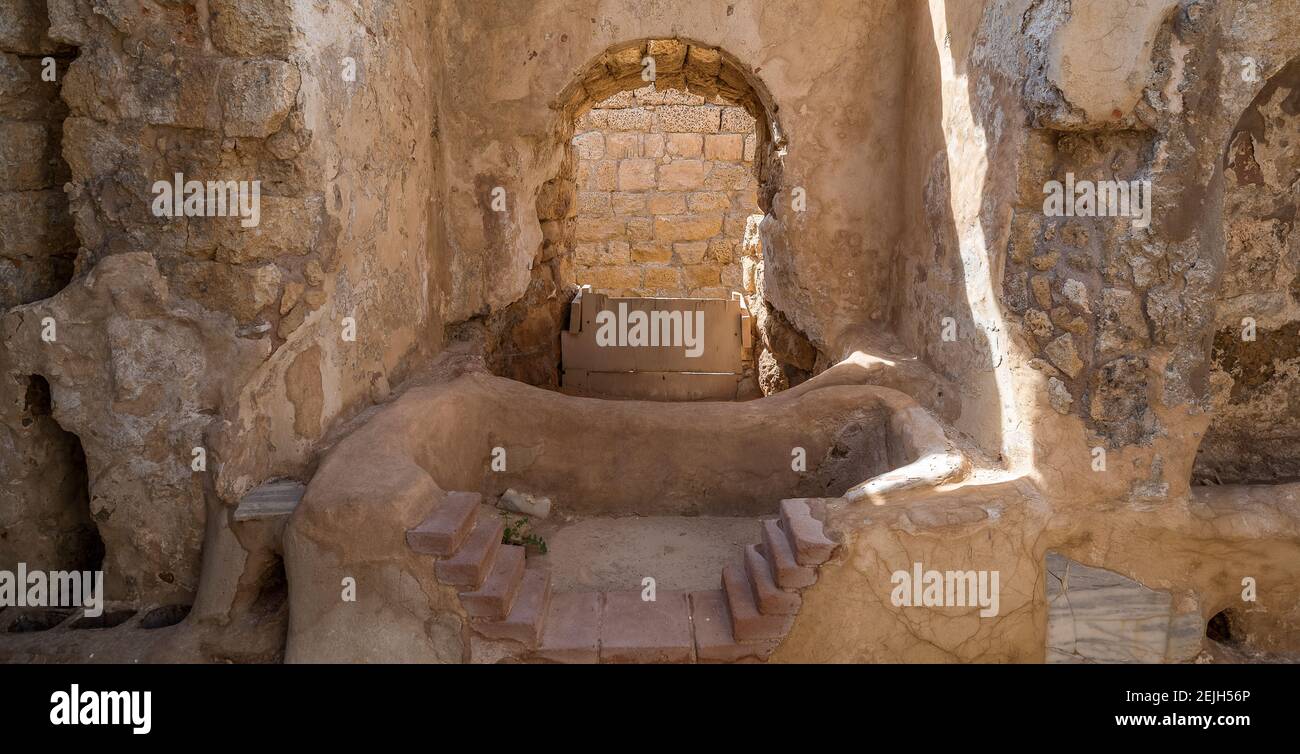 Innenansicht eines alten Gebäudes, Caesarea, Tel Aviv, Israel Stockfoto Innenansicht eines alten Gebäudes, Caesarea, Tel Aviv, Israel Stockfoto