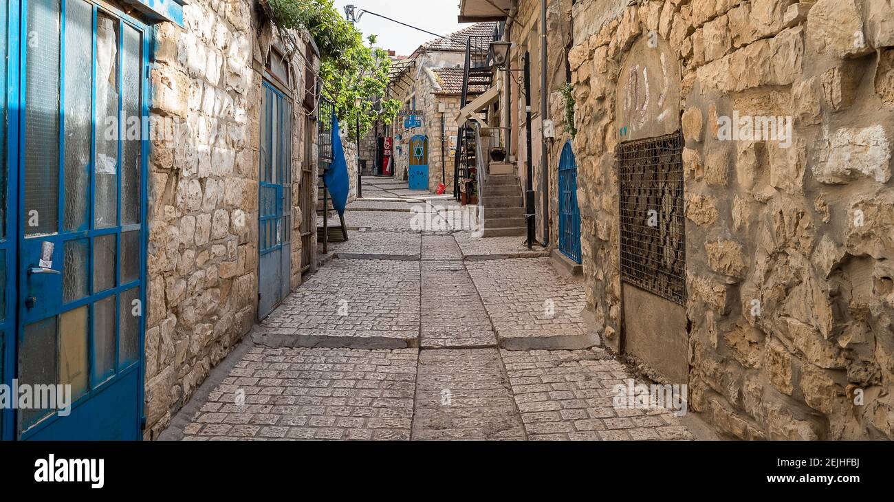 Blick auf die schmale Gasse, Safed (Zfat), Galiläa, Israel Stockfoto