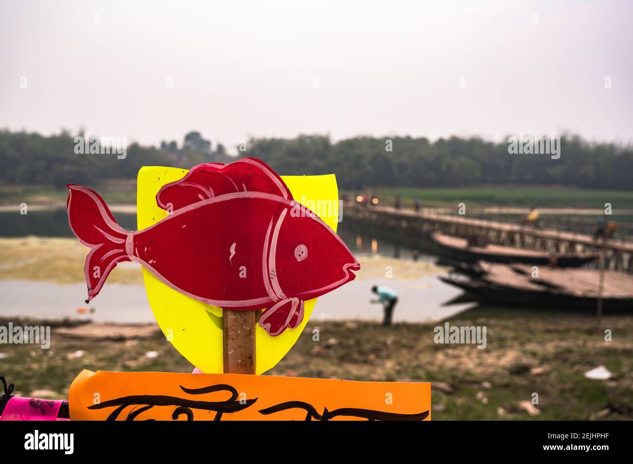 Es wurde eine Prozession organisiert, um den JalangiFluss zu retten