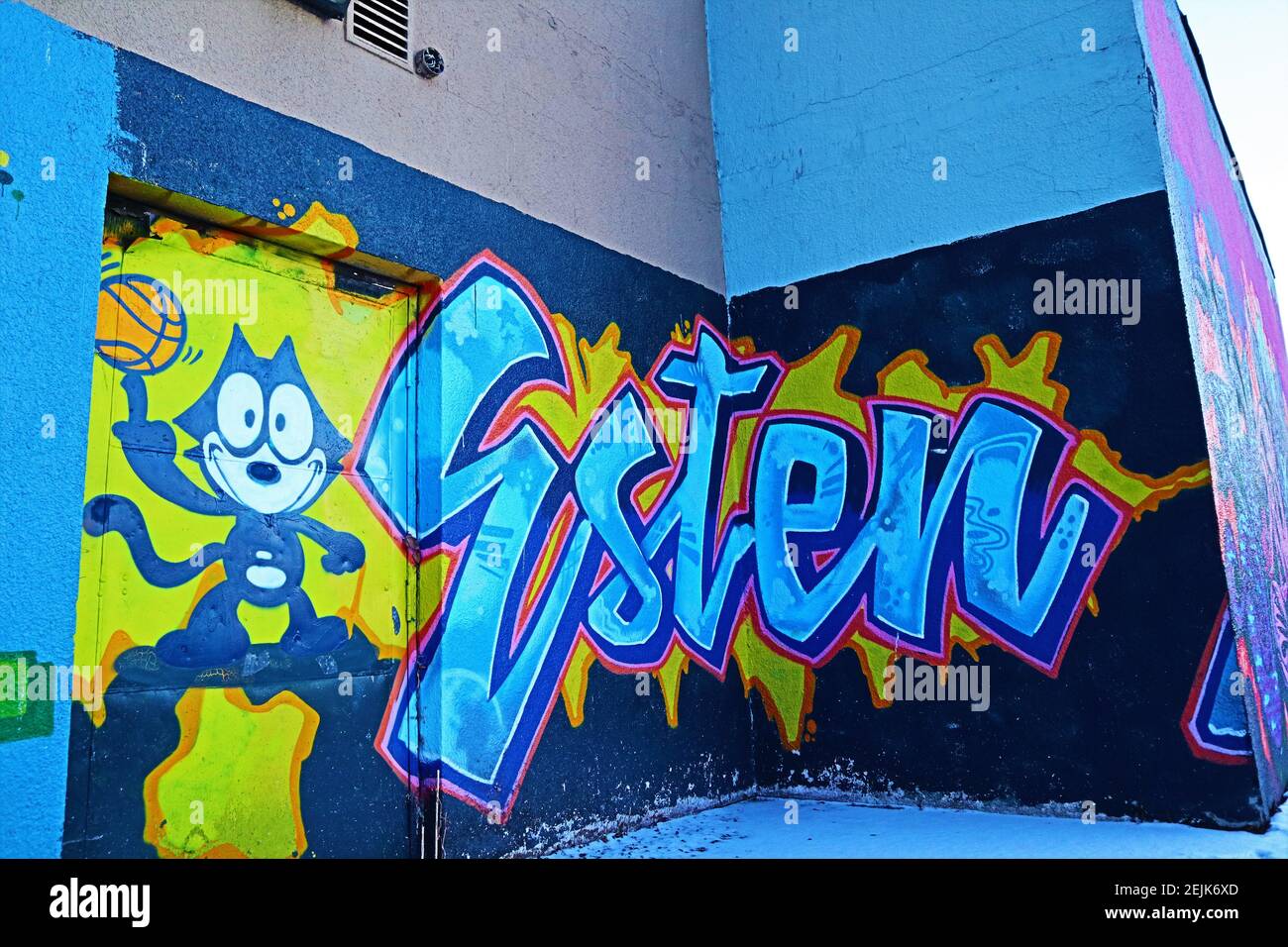 Street Art auf alten Theater in der Nähe Alberta Avenue in Edmonton Alberta gefunden. Stockfoto