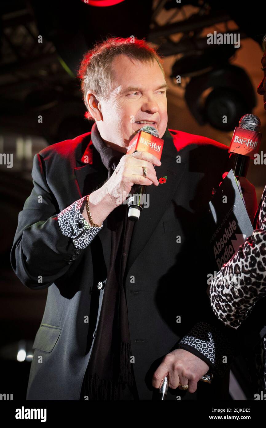 Meatloaf besucht Jim Stenmans bat Out of Hell die musikalische Weltpremiere vor dem London Coliseum, St Martin's Lane, London. Bilddatum:Donnerstag, 3rd. November 2016. Bildnachweis sollte lauten: DavidJensen Stockfoto