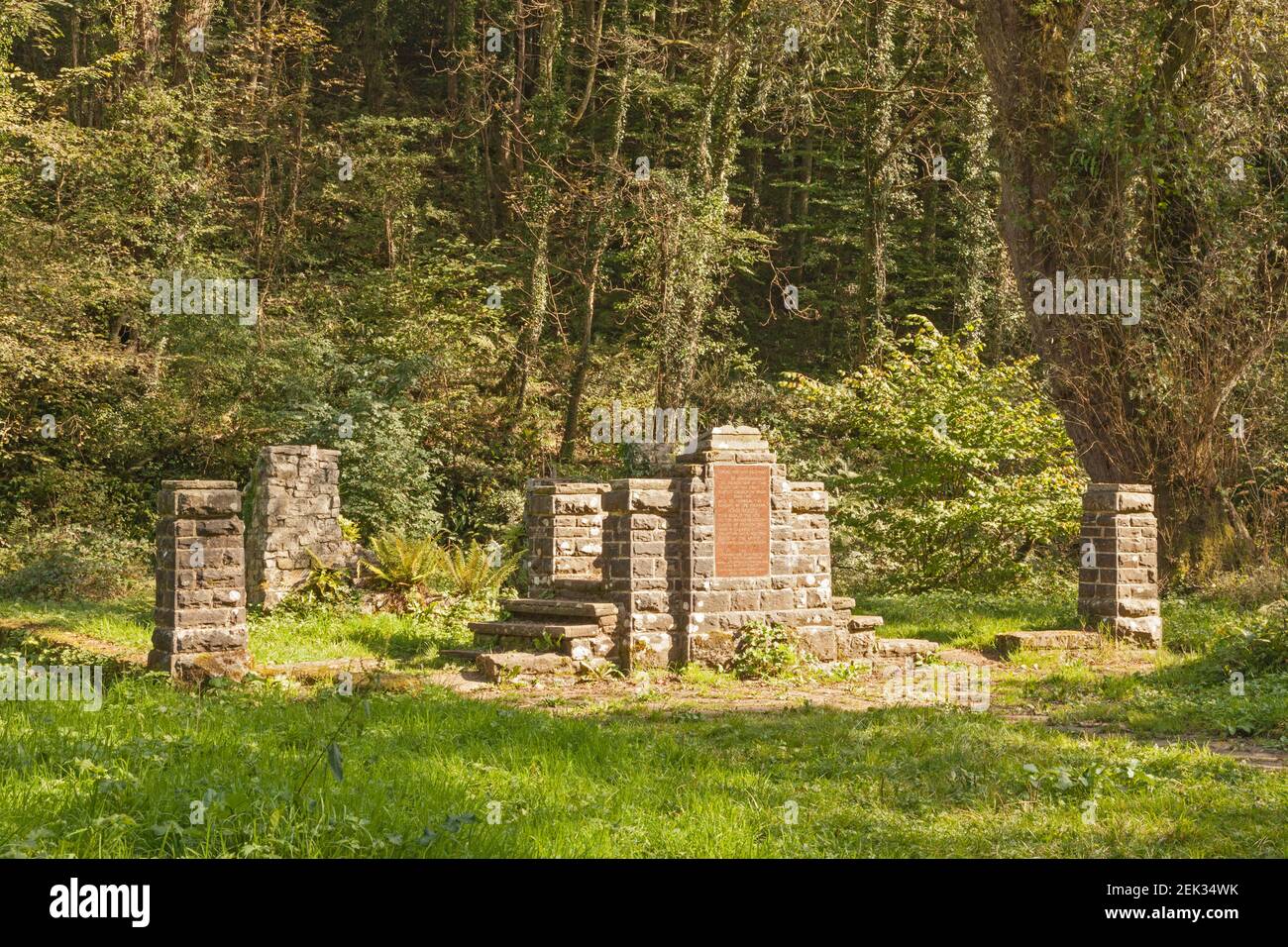 Ort der Pre-Reformation Kapelle der Trinity Well. Markiert als erste Baptistenkirche in Wales (1649-60). Ilston Cwm, Gower Peninsula, Swansea, S Wales, Großbritannien Stockfoto