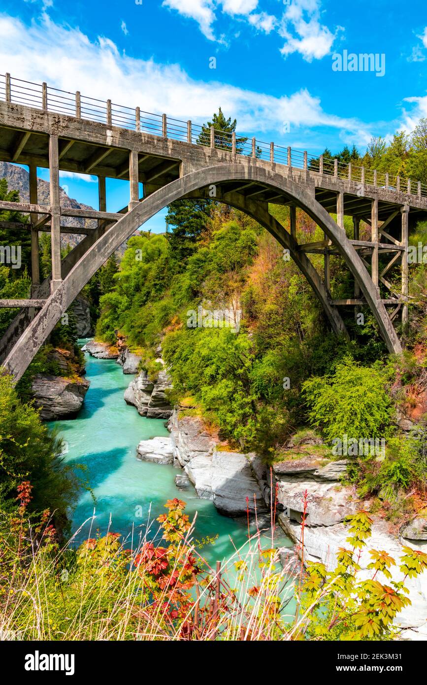 Edith Cavell Brücke über Shotover River - Queenstown, Neuseeland Stockfoto