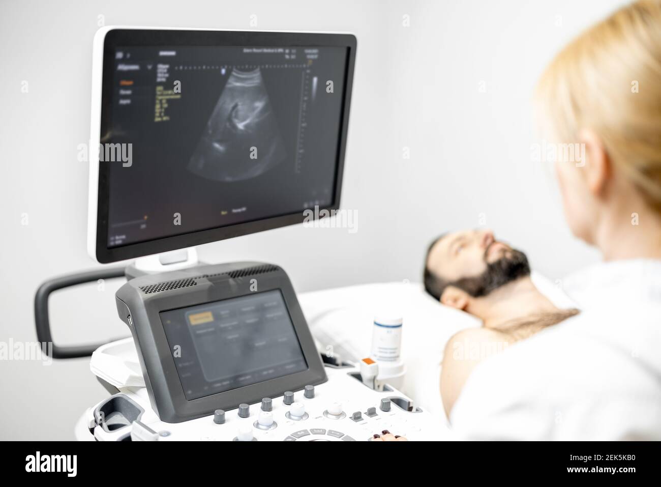 Welcher Arzt Untersucht Die Leber www.alamy.de