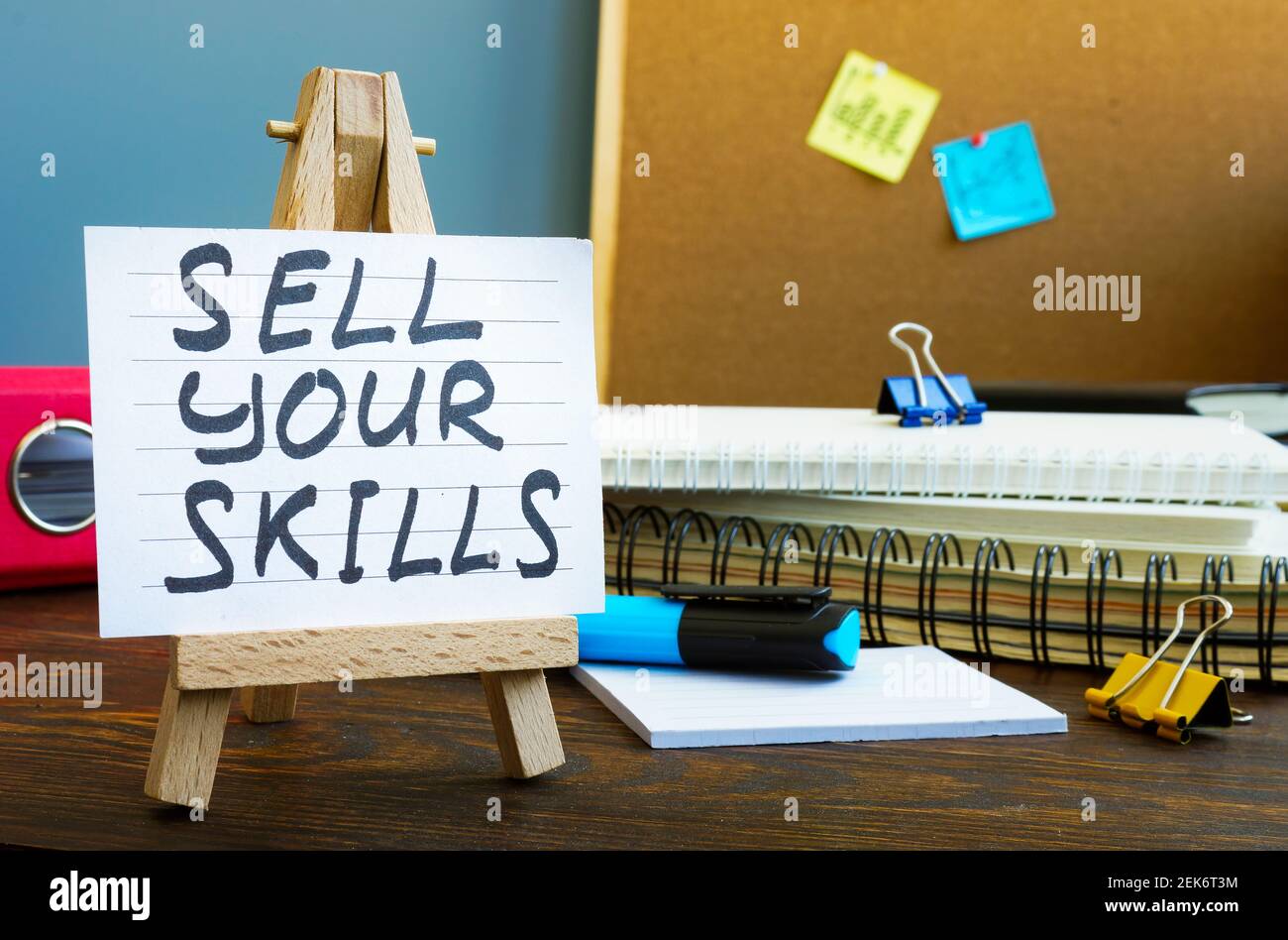 Verkaufen Sie Ihr Know-how im Büro. Stockfoto