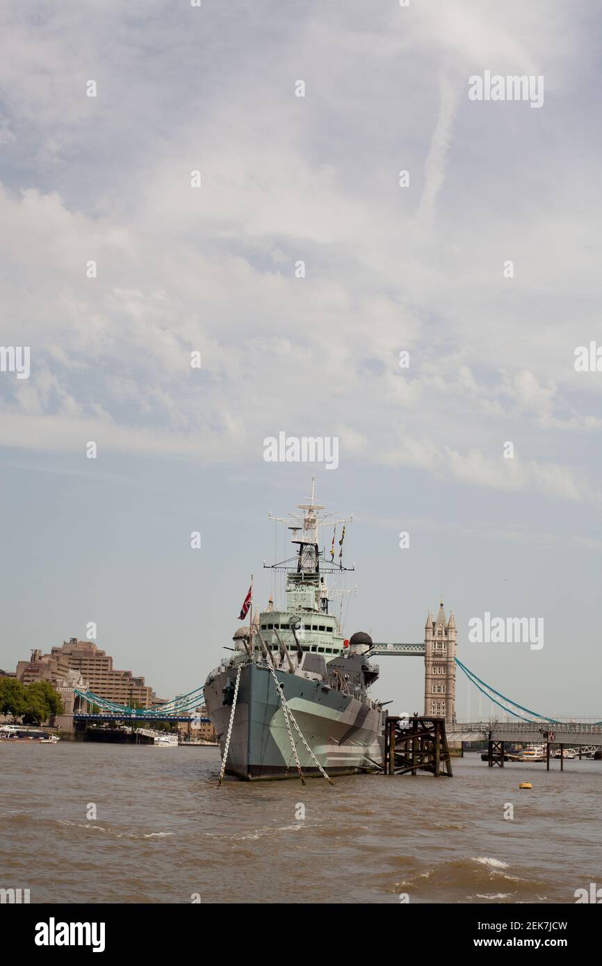 Porträt der HMS Belfast an der Themse festgemacht London Stockfoto