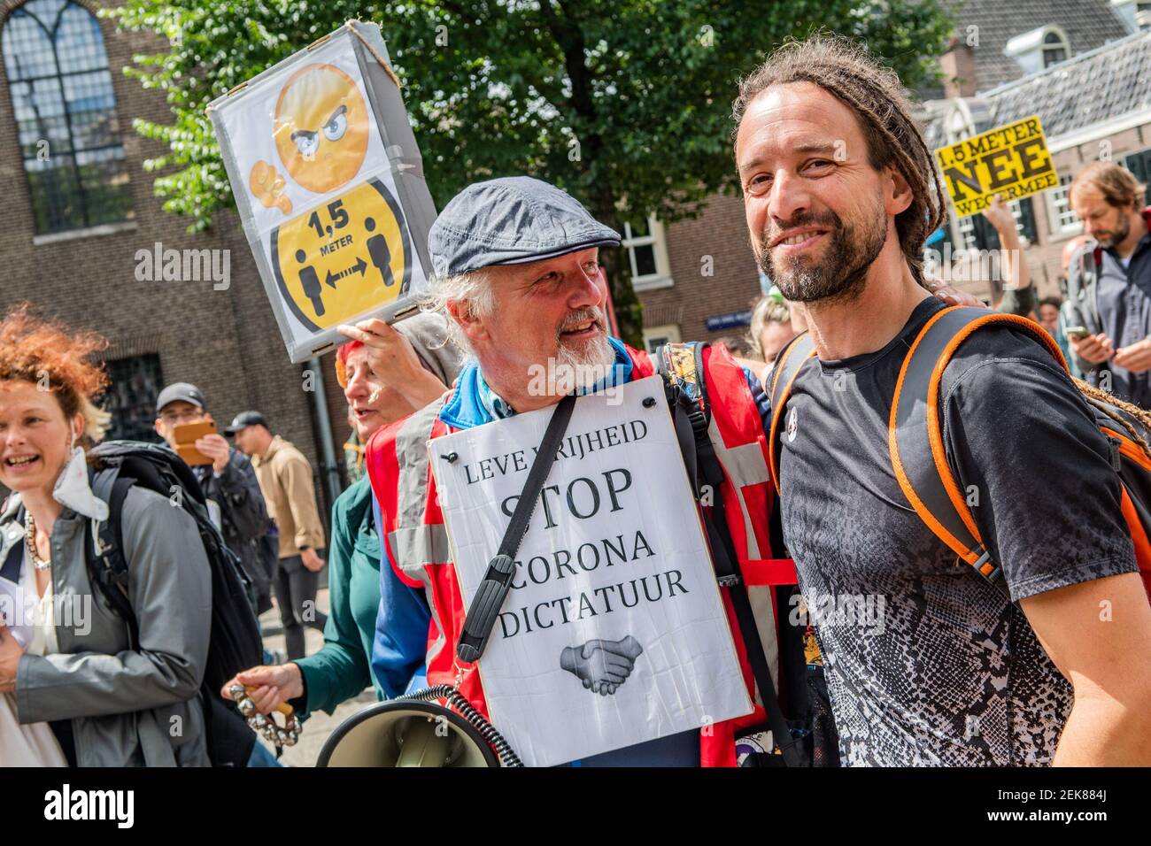 Amsterdam 05 07 2020 Demonstration Von Viruswaanzin In Amsterdam Willem Engel Foto Von Pro Shots Sipa Usa Stockfotografie Alamy
