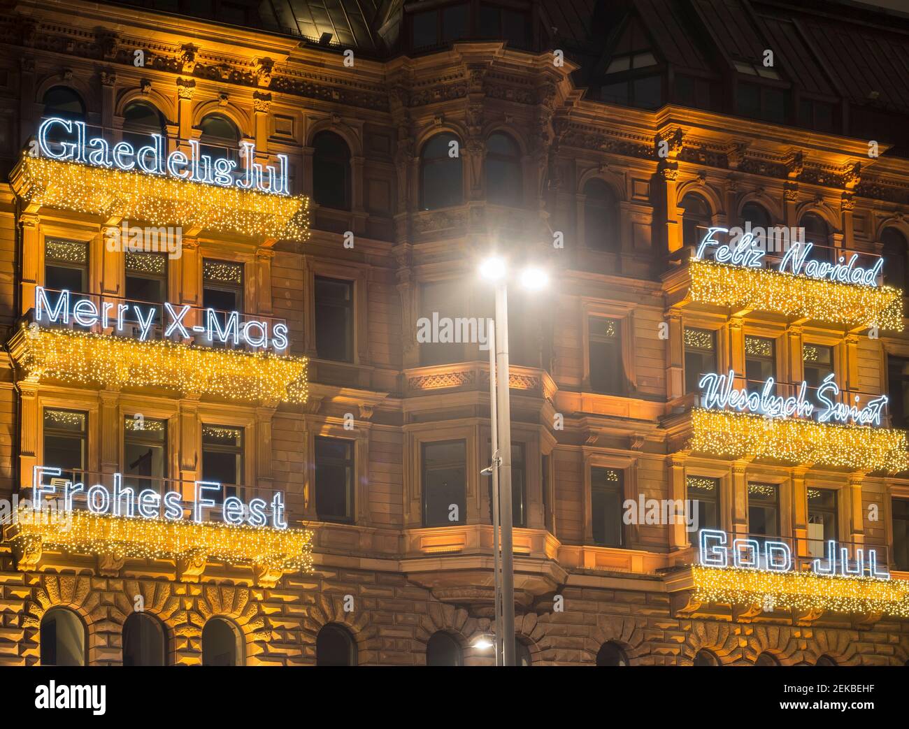 Deutschland, Hamburg, Weihnachtsschmuck in der City Street Stockfoto