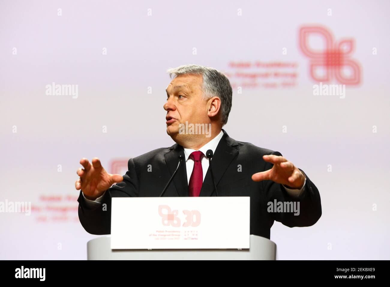 Der ungarische Ministerpräsident Victor Orban spricht während der Pressekonferenz. Gipfeltreffen der Regierungschefs der Visegrad-Gruppe (V4) anlässlich der Stockfoto