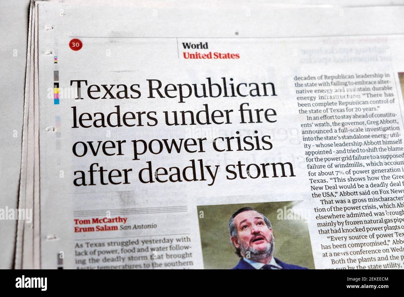 'Texas republikanische Führer unter Beschuss über Machtkrise nach tödlich Storm' Guardian Inside page US USA News newspaper headline on 19. Februar 2021 Stockfoto