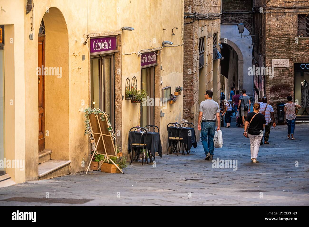 Pizzeria Sign Italy Stockfotos Und Bilder Kaufen Alamy