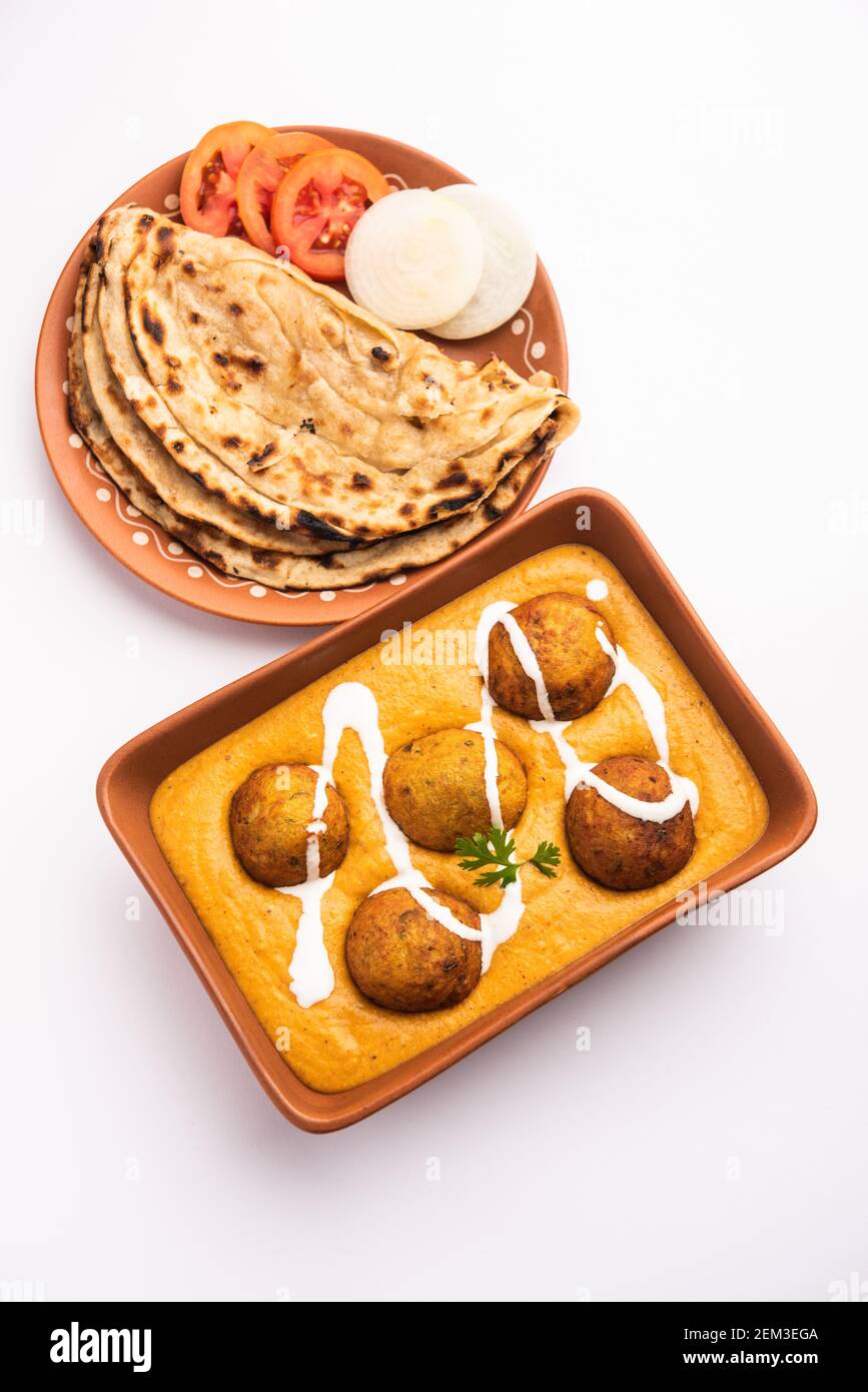 Malai Kofta Curry ist eine indische Küche Gericht mit Kartoffel-Hütte Käse gebratene Kugeln in Zwiebeltomate Soße mit Gewürzen Stockfoto