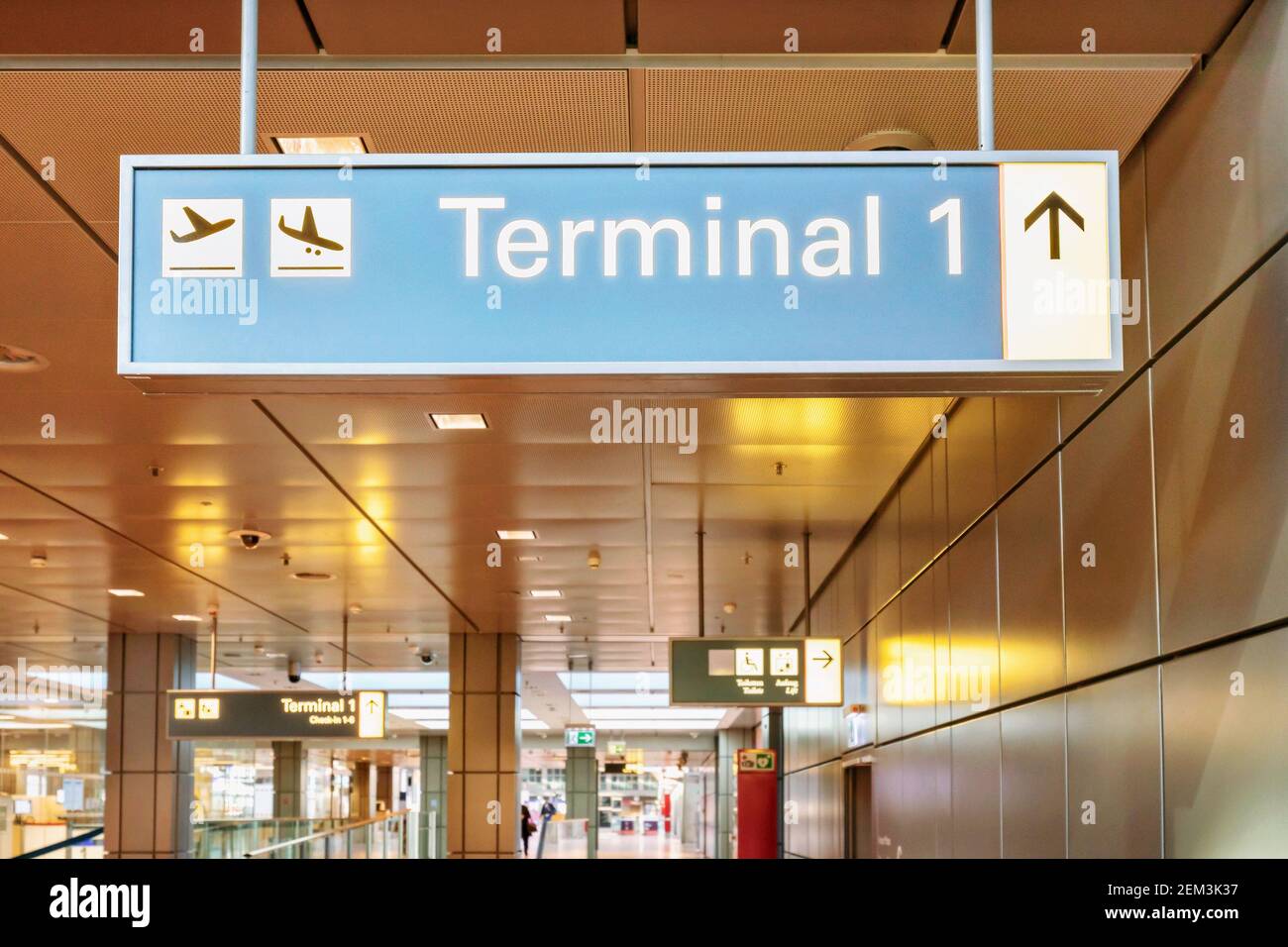 Flughafen Hamburg Abflug Terminal 1