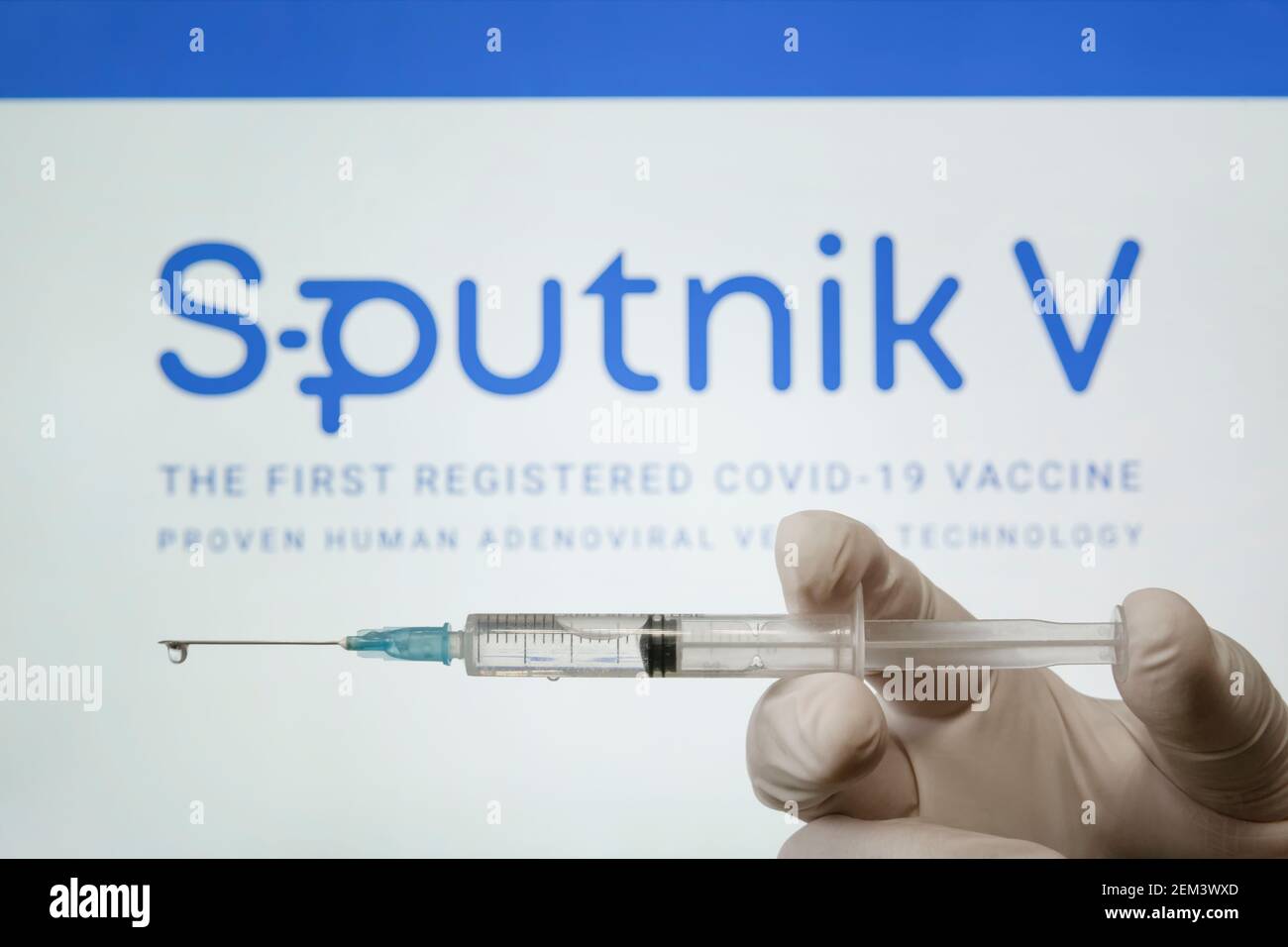 Sputnik V ist der erste registrierte Covid-19-Impfstoff. 18. Januar 2021, Barnaul, Russland. Stockfoto