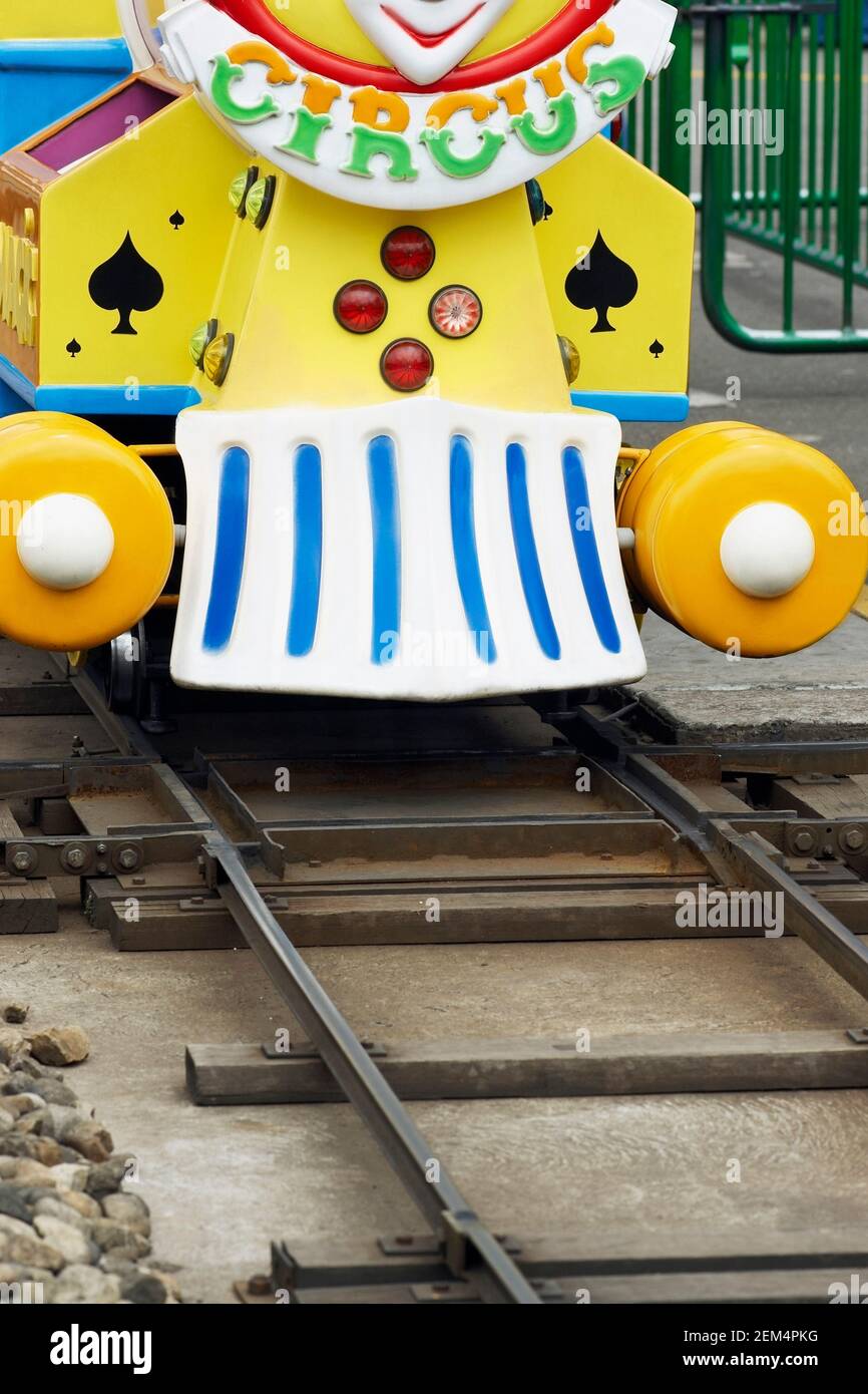 Nahaufnahme von einem Vergnügungspark Zug Stockfoto